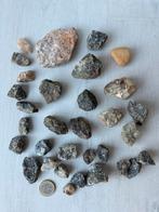 Prachtige mineraal stenen uit Sri-Lanka,  🔴voor Terrarium, Ophalen of Verzenden, Tak, Plant, Rots of Steen