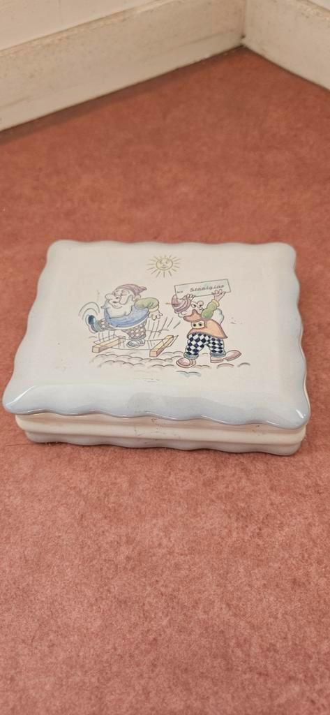 Vintage doosje keramiek - Schoonhoven Holland, Antiek en Kunst, Antiek | Keramiek en Aardewerk, Ophalen of Verzenden