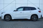 BMW iX1 xDrive30 / Sportstoelen / Adaptief M Onderstel / Par, Auto's, BMW, Automaat, Gebruikt, Zwart, Met garantie (alle)