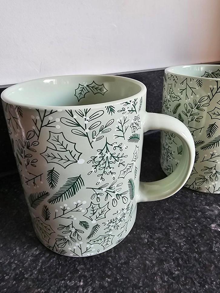 Prima Design mug / bekers NIEUW groen kerst hulst blaadjes, Huis en Inrichting, Woonaccessoires | Overige, Nieuw, Ophalen