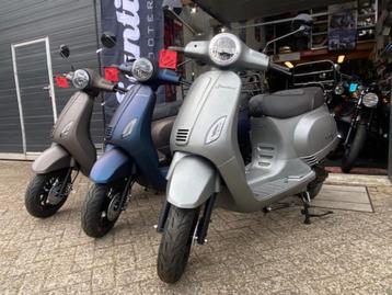 aanbieding vespa santini capri , btc riva agm gts nieuw 1899 beschikbaar voor biedingen