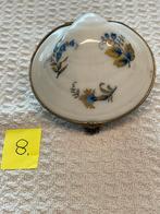 Limoges France, pillendoosje vorm: Oester, Ophalen of Verzenden