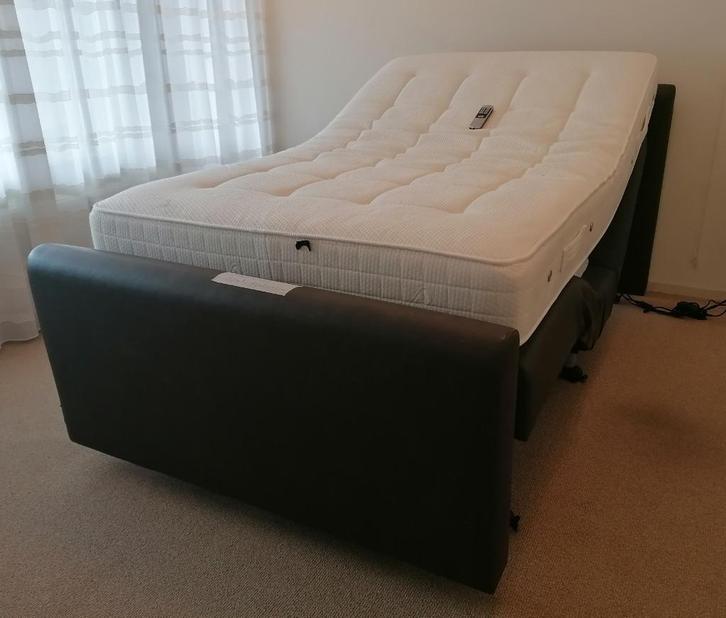 Elektrisch Boxspring - Zo Goed Als Nieuw!, Huis en Inrichting, Slaapkamer | Bedden, Zo goed als nieuw, Eenpersoons, 140 cm, 220 cm