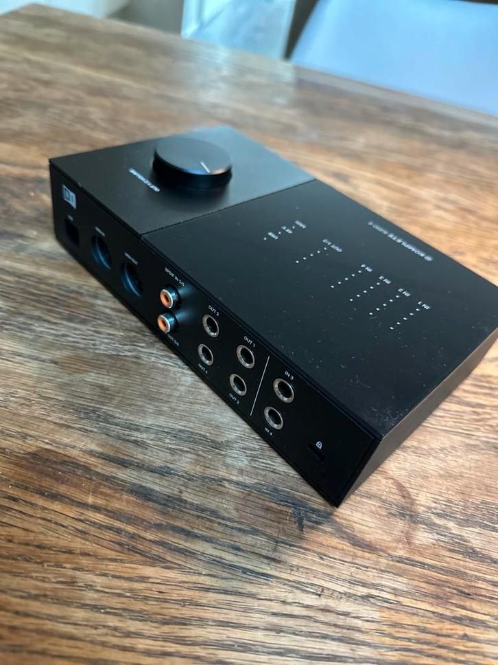 Native Instruments Komplete Audio 6 MK2 Interface, Muziek en Instrumenten, Midi-apparatuur, Zo goed als nieuw, Ophalen