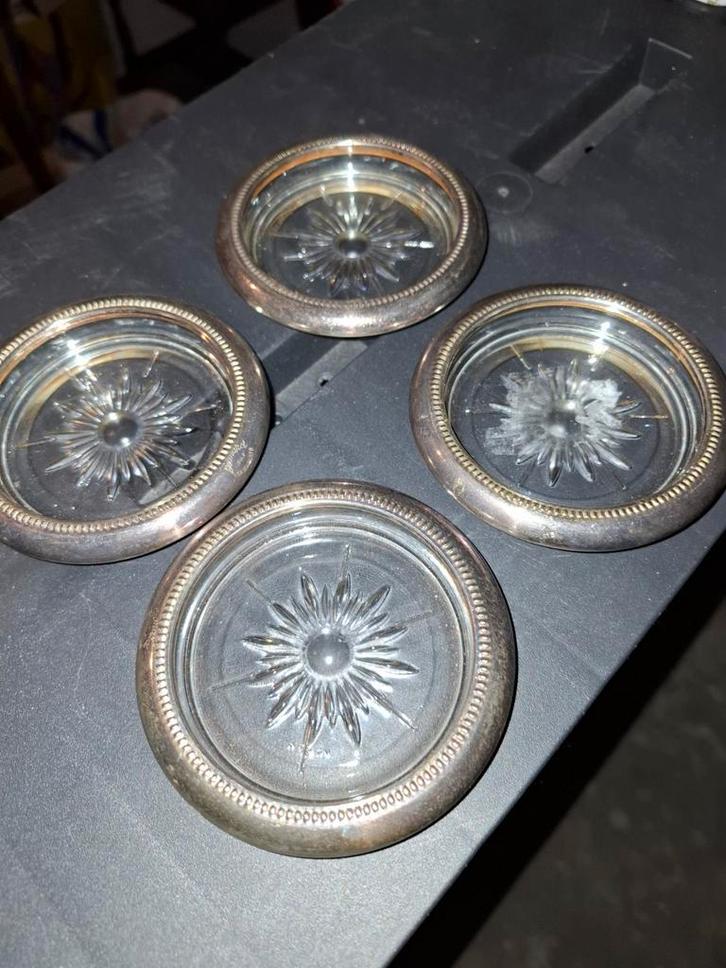 Antieke Verzilverde Onderzetters met Glas (4), Huis en Inrichting, Woonaccessoires | Onderzetters, Ophalen of Verzenden