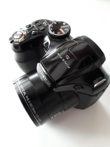 Fujifilm Finepix S2980, digitale camera PLUS statief beschikbaar voor biedingen
