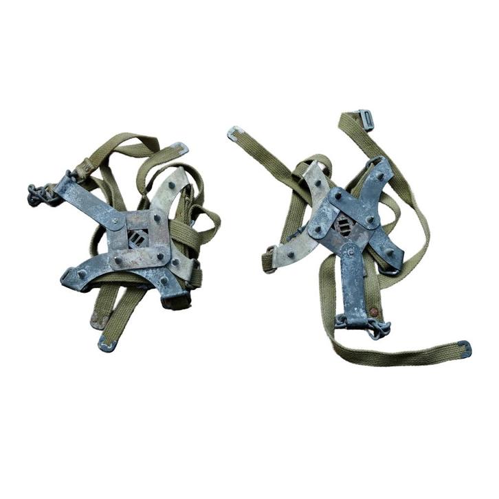 WWII US Crampons / Ice Creepers, Verzamelen, Militaria | Tweede Wereldoorlog, Embleem of Badge, Amerika, Ophalen of Verzenden