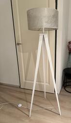 driepoot lamp, Huis en Inrichting, Lampen | Vloerlampen, Ophalen, Zo goed als nieuw