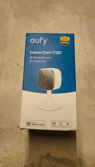 Eufy c120 binnen camera, Huis en Inrichting, Lampen | Spots, Zo goed als nieuw, Metaal of Aluminium, Ophalen