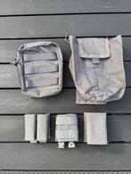 Wolf grey pouches, Verzamelen, Militaria | Algemeen, Ophalen of Verzenden, Landmacht, Nederland, Embleem of Badge