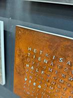 Nieuw Qlocktwo qlock two Design Klok Rust 45x45 roest, Huis en Inrichting, Woonaccessoires | Klokken, Wandklok, Digitaal, Nieuw
