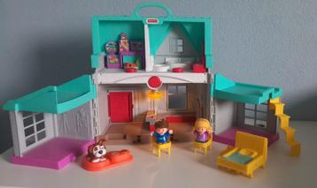Little People Handige Helpers Huis met licht en geluid beschikbaar voor biedingen