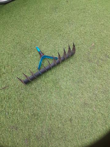 Verticuteer hark ....10 euro  beschikbaar voor biedingen