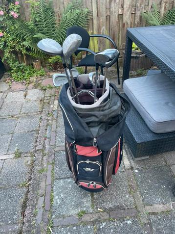 Golftas cobra + clubs beschikbaar voor biedingen