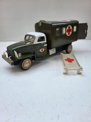 blikken GMC Ambulance met brancard beschikbaar voor biedingen