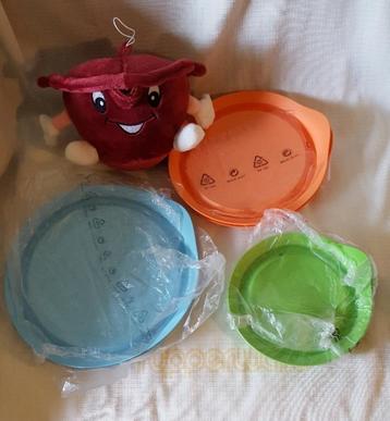 Tup. deksel 8: Trendy Saturnus deksel 17, 21 en 25 cm beschikbaar voor biedingen