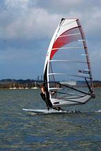 Tushingham Raceboard zeil 9.5, Watersport en Boten, Ophalen, 7 m² of meer, Minder dan 250 cm, Zeil