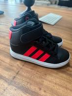Adidas sneaker zgan, Kinderen en Baby's, Kinderkleding | Schoenen en Sokken, Ophalen of Verzenden, Zo goed als nieuw, Jongen, Schoenen