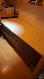 Ikea bed 200 x 90    grijs   hoge poten, Ophalen, Zo goed als nieuw, Eenpersoons