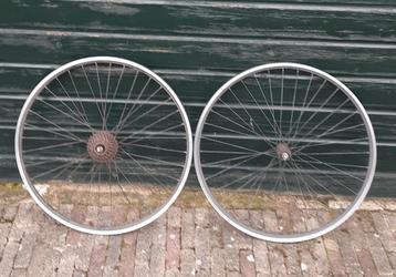 28 inch Velgen, voor en achter velg 28", samen 20€ beschikbaar voor biedingen