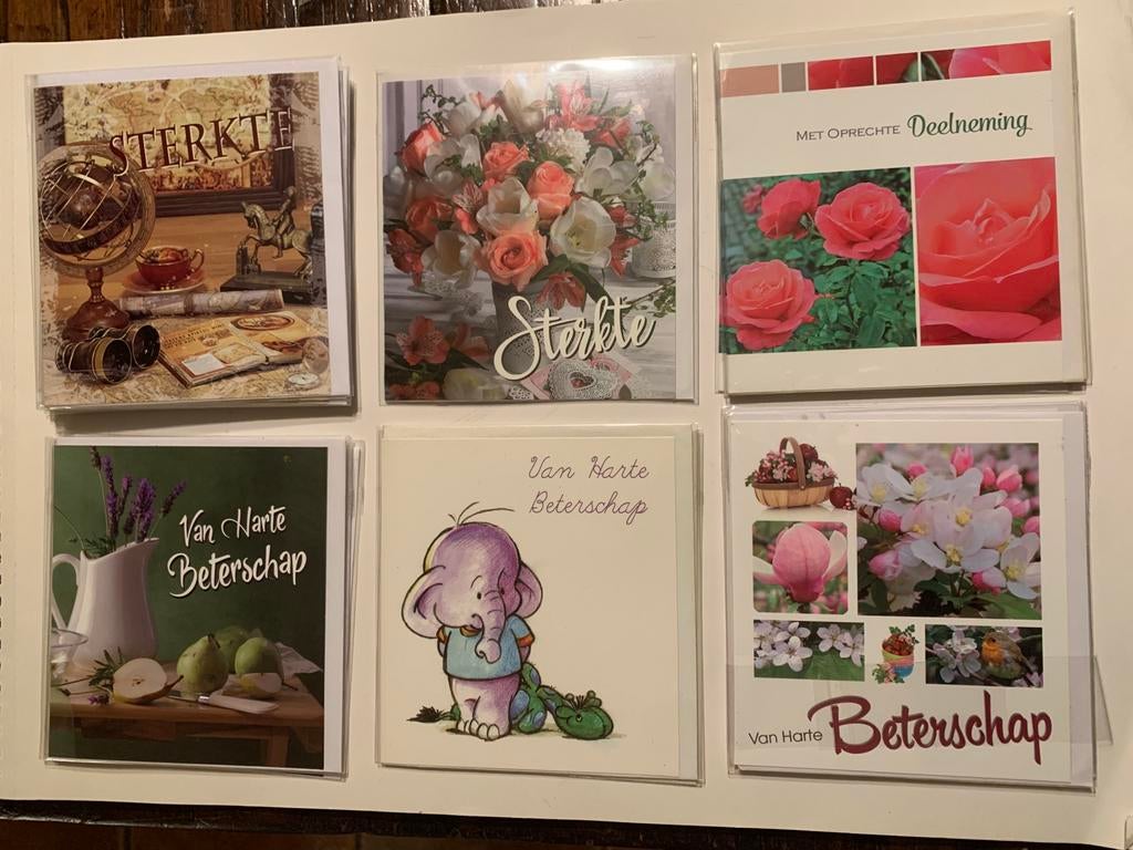 Partij van160 vierkante wenskaarten, Ophalen of Verzenden, Zo goed als nieuw