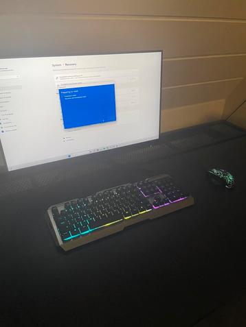 Pc game zeer uitgebreid beschikbaar voor biedingen