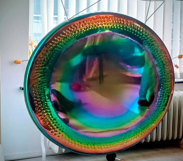 Prachtige Regenboog Gong 100cm!, Muziek en Instrumenten, Percussie, Zo goed als nieuw, Melodische percussie, Ophalen of Verzenden