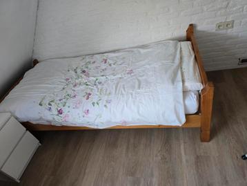 Eenpersoons bed beschikbaar voor biedingen