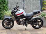Zeer complete Yamaha MT03 660 (2013) A2. Weinig km, Motoren, Motoren | Yamaha, 660 cc, Particulier, Minimaal motorrijbewijs A2