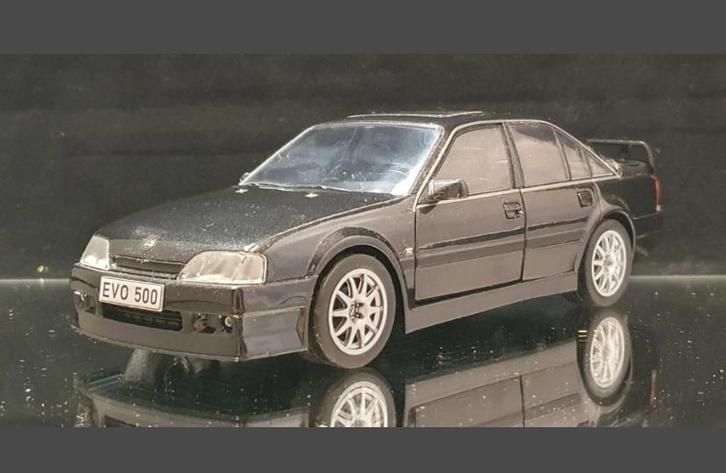 Opel Omega Evolution 500 - 1991 - 1:24 Model, Hobby en Vrije tijd, Modelauto's | 1:24, Gebruikt, Auto, Overige merken, Ophalen of Verzenden