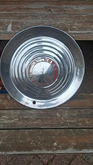 Pontiac wieldop 15 inch - 1953-1955 beschikbaar voor biedingen