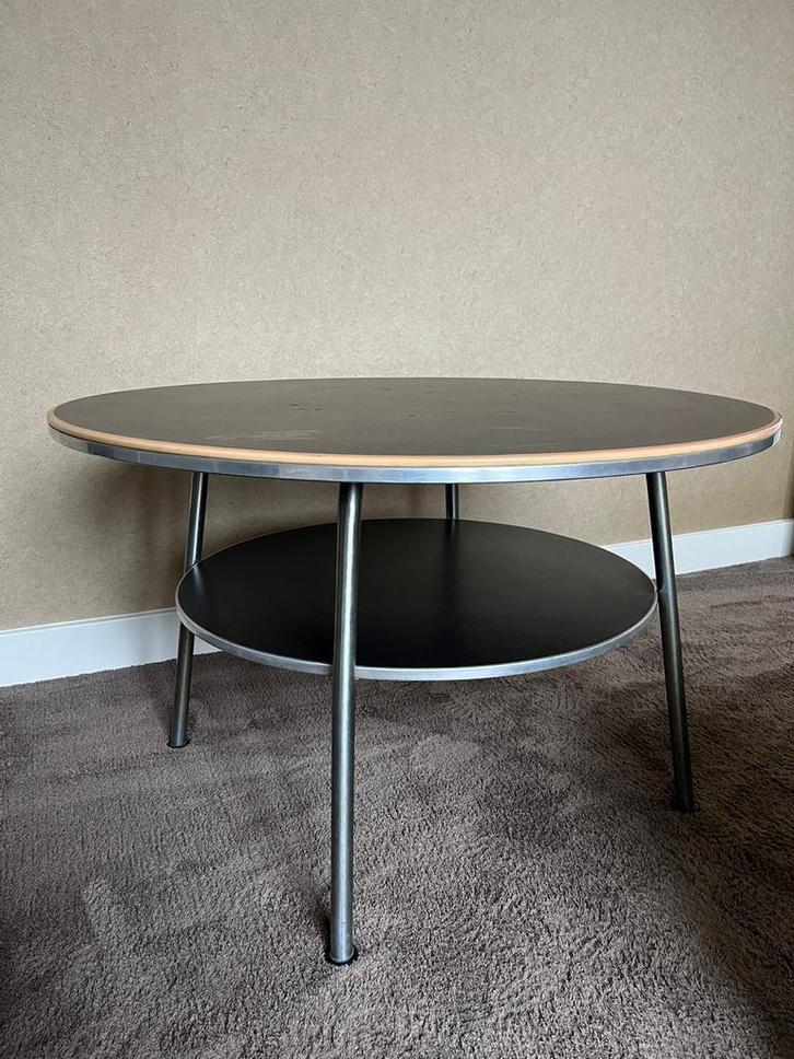 Gispen ronden salontafel, Huis en Inrichting, Tafels | Salontafels, Gebruikt, Minder dan 50 cm, 50 tot 100 cm, Rond, Metaal, Ophalen