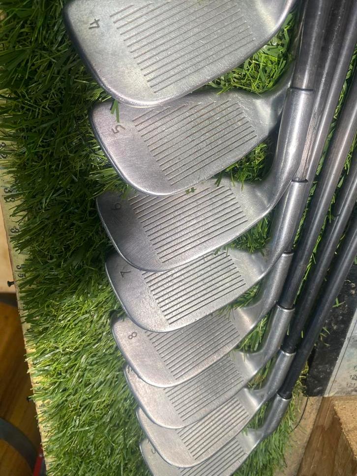 PING ZING IJZERSET 4-SW Graphite regular shafts, compleet!, Sport en Fitness, Golf, Gebruikt, Set, Ping, Ophalen