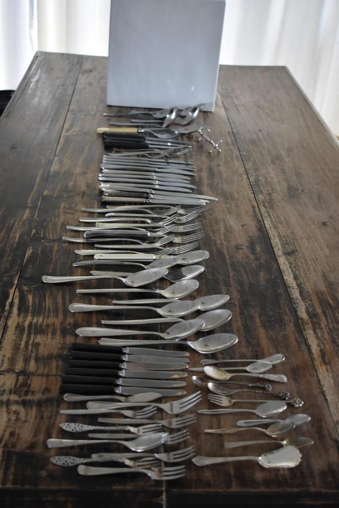 Partij bestek 70 stuks messen vorken lepels etc vintage, Huis en Inrichting, Keuken | Bestek, Gebruikt, Los bestek, Rvs of Chroom
