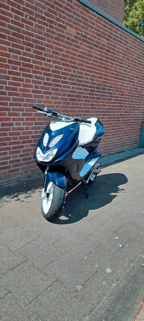 Yamaha aerox Sprinter 70cc, Fietsen en Brommers, Scooters | Yamaha, Zo goed als nieuw, Aerox, Maximaal 45 km/u, Tweetakt, Ophalen