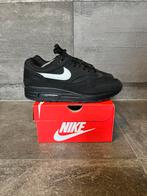 Nike Air Max 1 Black and White | Maat 42, Kleding | Heren, Schoenen, Zwart, Nike, Ophalen of Verzenden, Sneakers of Gympen
