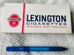 Oude sigarettendoos 60 Lexington - 'America's Best Tobacco', Ophalen of Verzenden, Zo goed als nieuw, Reclamebord
