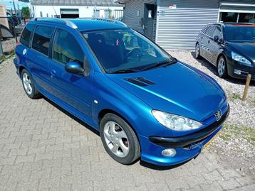 Peugeot 206 1.6 16V SW 2006 AIRCO, TREKHAAK, NIEUWE APK! beschikbaar voor biedingen
