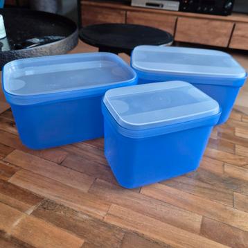Tupperware Swing Boxen - 2x 2,2 liter 1x 1liter beschikbaar voor biedingen