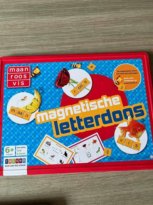 Magnetische letterdoos, Hobby en Vrije tijd, Gezelschapsspellen | Overige, Zo goed als nieuw, Ophalen