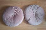 2 ronde, lichtroze kussens, Huis en Inrichting, Woonaccessoires | Kussens, Ophalen of Verzenden, Zo goed als nieuw, Rond
