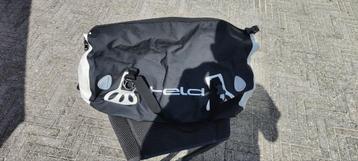 Tk Held motortas/bagagetas type onderzeeër. 60 liter beschikbaar voor biedingen