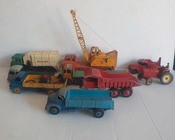 Dinky Toys - lot van 9 stuks - matige conditie  beschikbaar voor biedingen