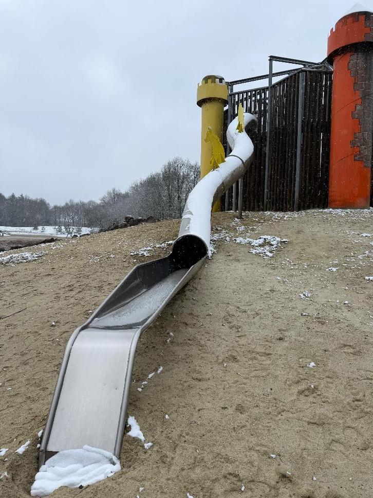 RVS buisglijbaan (KOMPAN) – 2006 – 15 meter lang, Kinderen en Baby's, Speelgoed | Buiten | Speeltoestellen, Gebruikt, Glijbaan