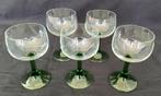 Set van 5 retro wijnglazen – olijfgroene voet, jaren 60/70, Ophalen of Verzenden, Huis en Inrichting