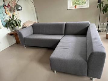 Design bank van Combo design Utrecht beschikbaar voor biedingen