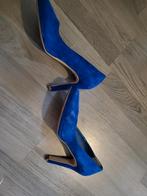 Notre v pumps maat 39 blauw suede, Ophalen of Verzenden, Zo goed als nieuw