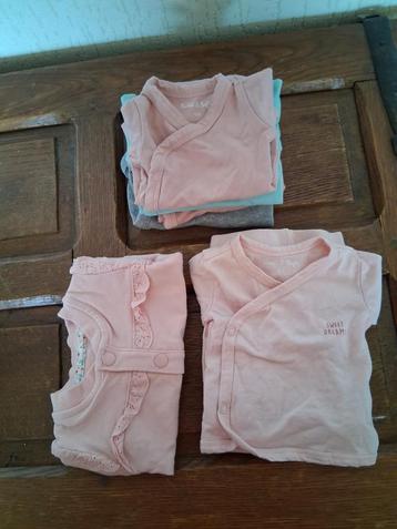 Babykleding pakketje 44-46 beschikbaar voor biedingen