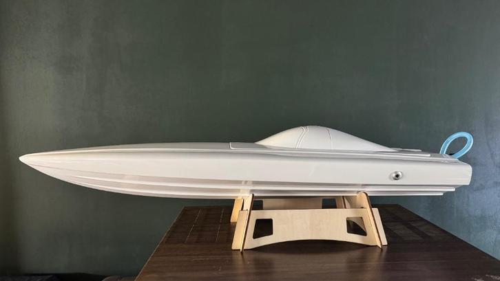 TFL Jet Boat - RC boot / speedboat - RTR incl Lipo en servo, Hobby en Vrije tijd, Modelbouw | Boten en Schepen, Zo goed als nieuw