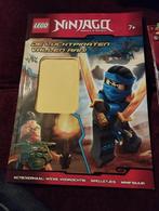 Ninjago/yokai watch/jurassic park lego bladen, Meerdere comics, Lego, Zo goed als nieuw, Ophalen